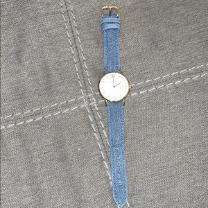 Kapten & Son watch in gold